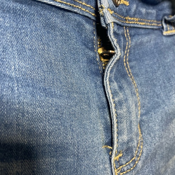 Distressed Jeans🌻🌻 2 for $30 bundle🌻🌻 - Picture 4 of 7